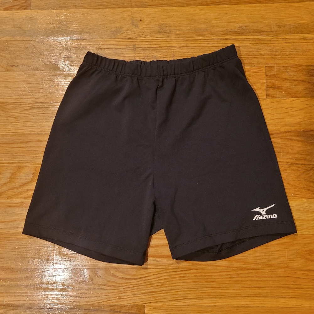 Mizuno | Black shorts - size M